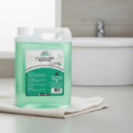 Shampoo Mascotas Menta & Romero 5 Lts Efecto Refrescante - Imagen 3